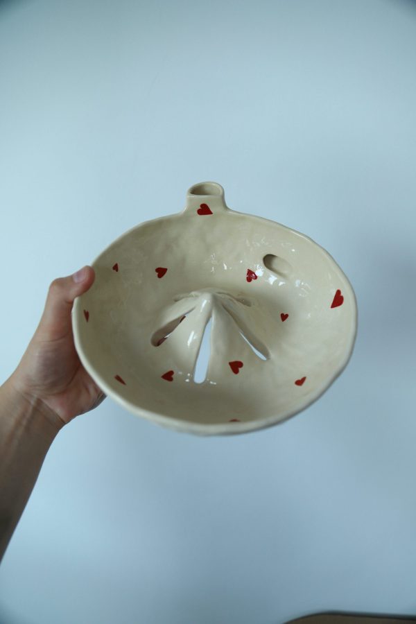 Berry bowl red hearts